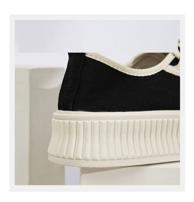 Plus Sizes Extra Large Women's Shoes Platform Black And White Biscuit Shape Shoes Canvas Shoes Women's Board Shoes