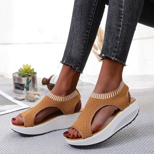 Flying Woven Sandals Women's Flat Bottomed Fashion Simple Sandals