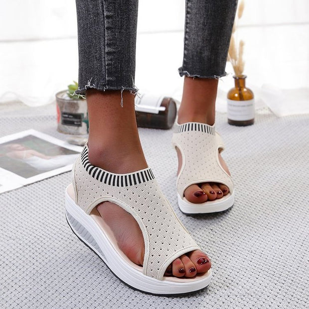 Flying Woven Sandals Women's Flat Bottomed Fashion Simple Sandals