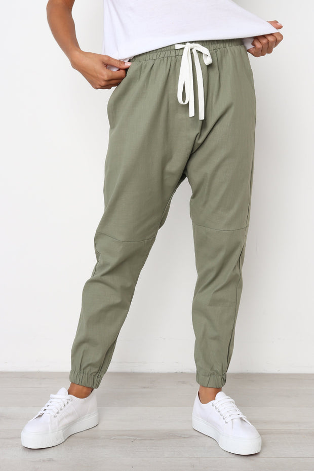 Women's cropped casual pants